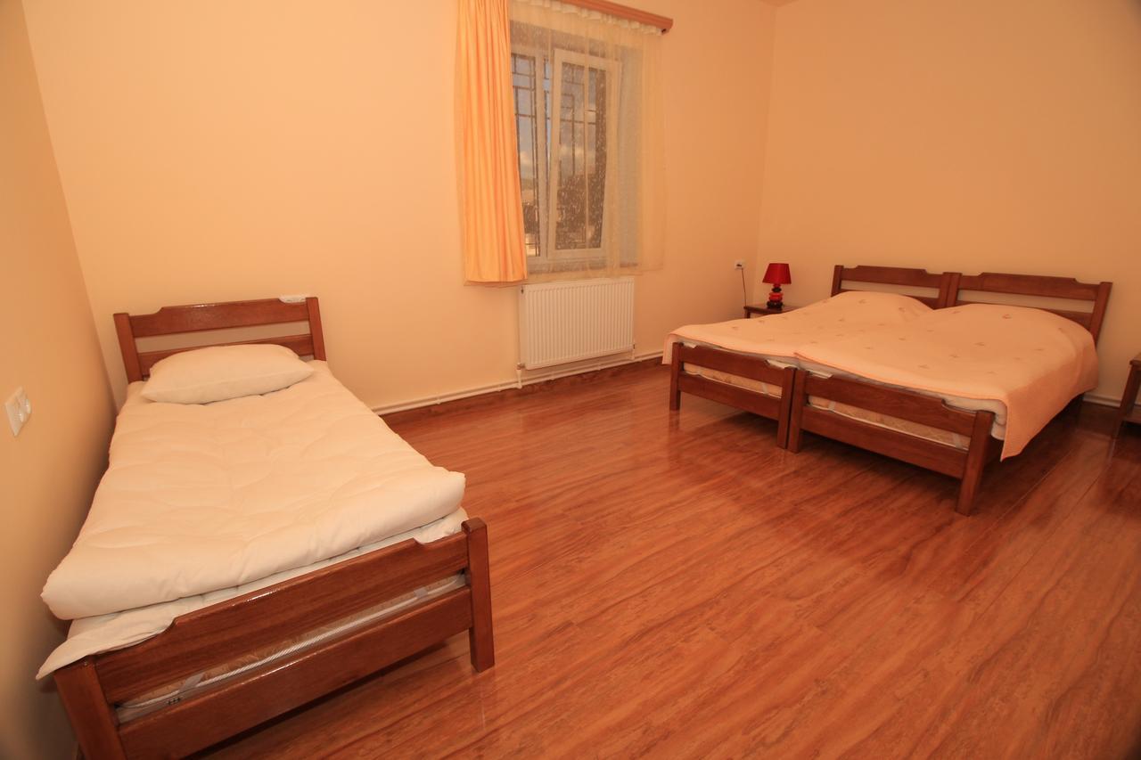 Karin'S B&B Сисиан Экстерьер фото