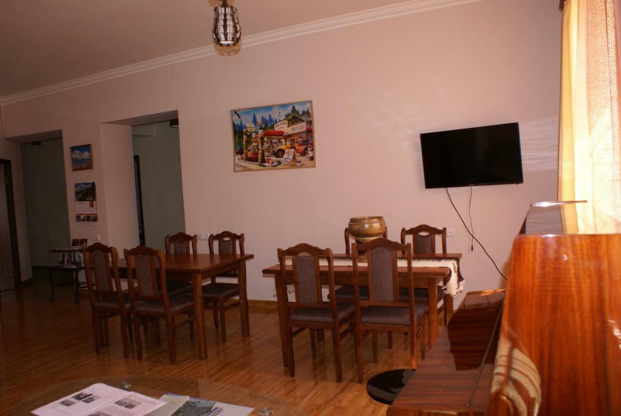 Karin'S B&B Сисиан Экстерьер фото